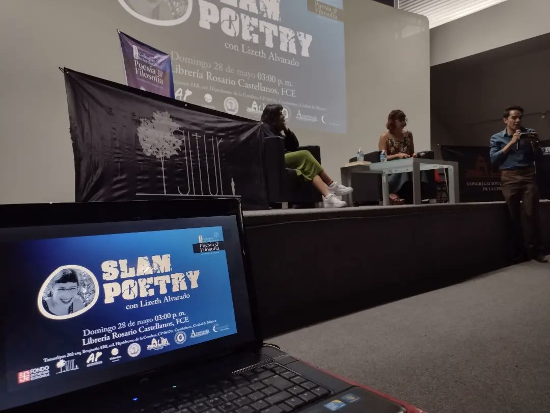 coloquiopyf's tweet photo. Ahora estamos en la última mesa del día, conferencia/ charla sobre Slam poetry con Lizeth Alvarado en la Librería Rosario Castellanos del @FCEMexico @FCEBellaEpoca https://t.co/vuz8vShLK3