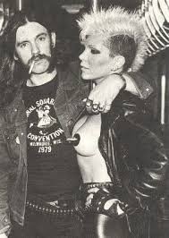ButcherBabies's tweet photo. Happy Birthday, Queen! Thank you for paving the way 🤘🔥🤘

#wendyowilliams #butcherbaby #butcherbabies https://t.co/NgToBwX2bt