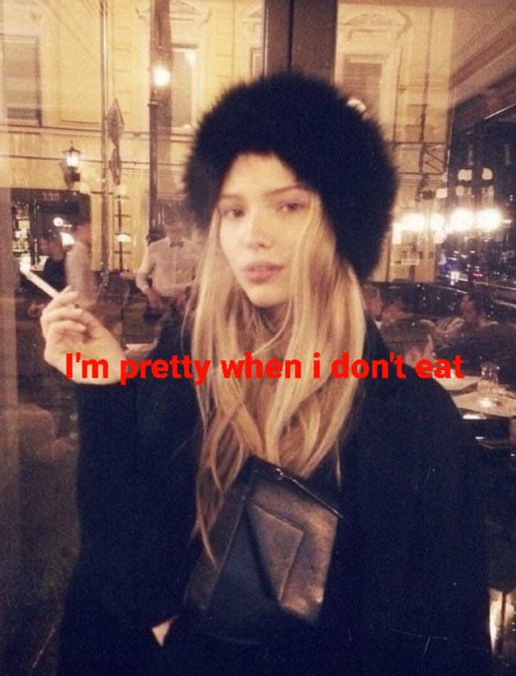 meblackcatt's tweet image. i'm pretty when i don't eat