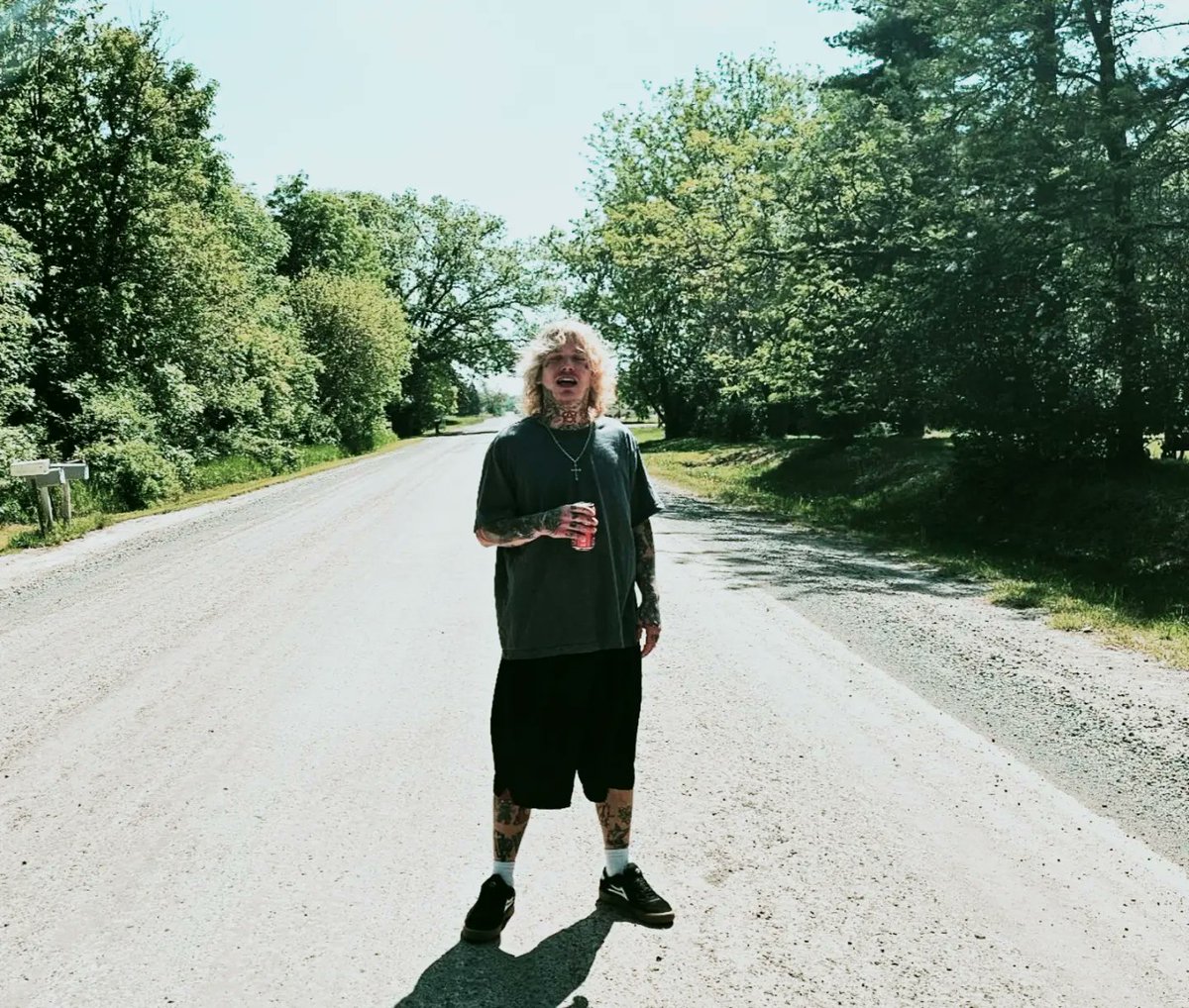 jordonbarz's tweet photo. you're so last summer https://t.co/PCWOQRzaLY