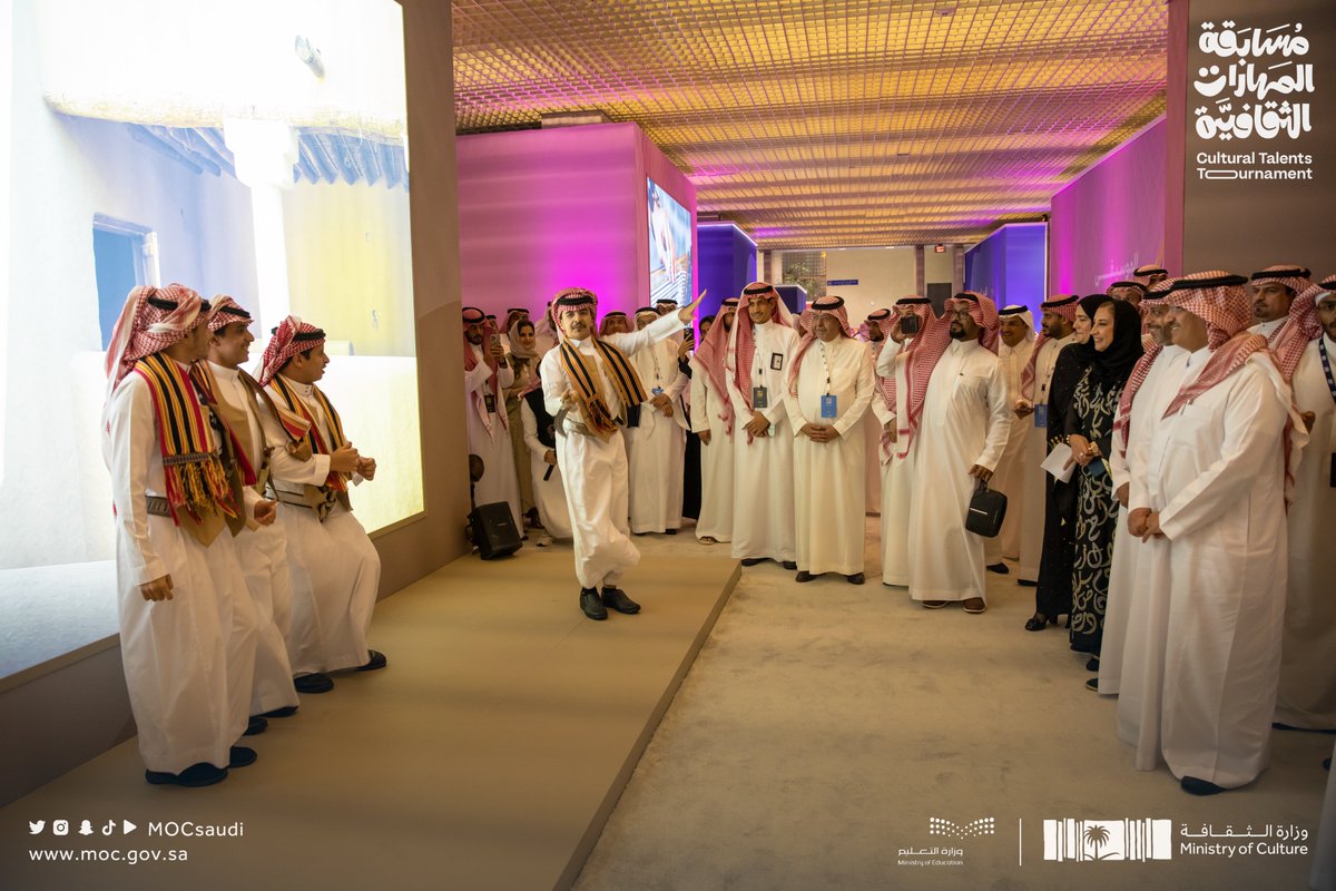 MOCSaudi's tweet photo. عن شُعلةٍ لمعت في قاعات الدراسة؛ وتوهّج نورها في #مسابقة_المهارات_الثقافية  

#وزارة_التعليم
#وزارة_الثقافة https://t.co/SIC8xsaYUv