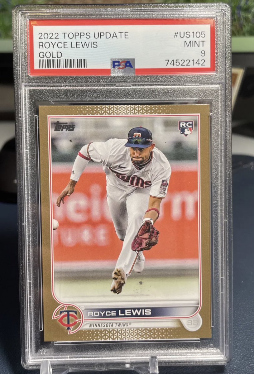 Royce Lewis is back for the #MNTwins

RT for a chance to win his <a href="/Topps/">Topps</a> Gold rookie card. Must be following to be eligible.