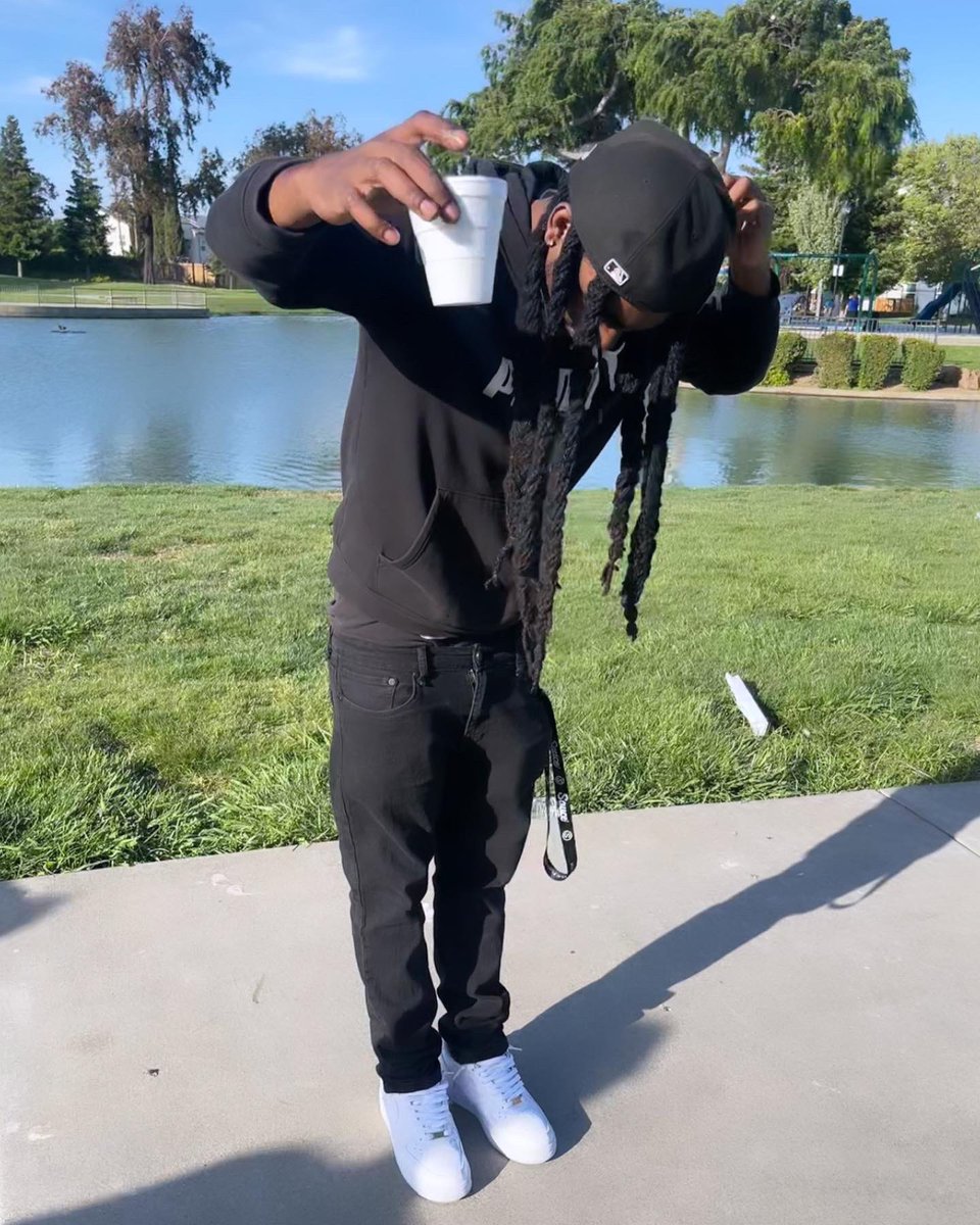 Yanum1dreadhead's tweet photo. Actin like a dog lil nigga you the runt ๐ฃ๏ธ๐ฃ๏ธ๐ฃ๏ธ
@yanum1dreadhead
@yvnum1drevdhevd
#yanum1dreadhead
#mrnorapname
#newkey https://t.co/J7DKSG3ooT