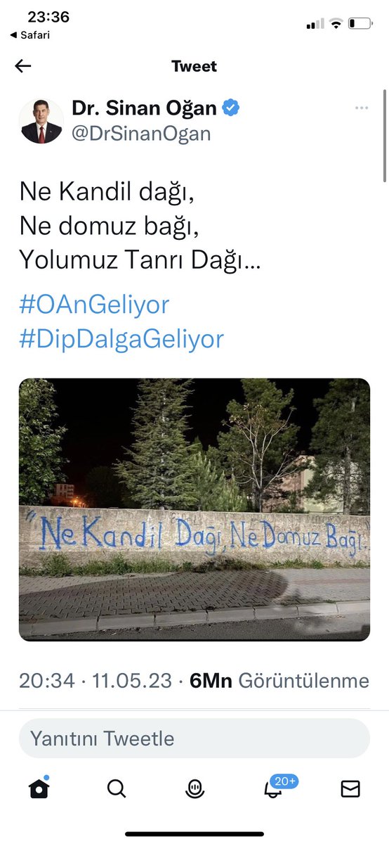 candundaradasi's tweet photo. Mesaj 11 Mayıs’tan,
fotoğraf 28 Mayıs’tan….
“Tanrı Dağı yolcusu”nun “Domuz bağcılar”la zafer pozu…
#SinanOğan balkonda… https://t.co/GxXKYvYwqZ