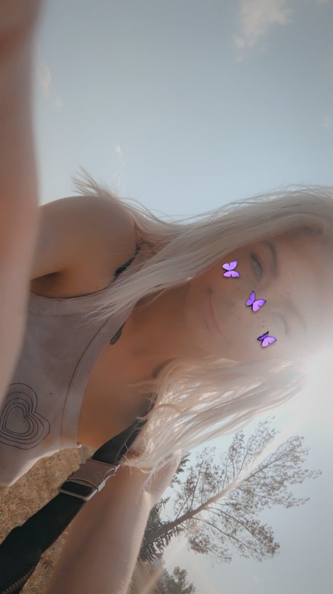 Princess candy 🍭💕 tweet media