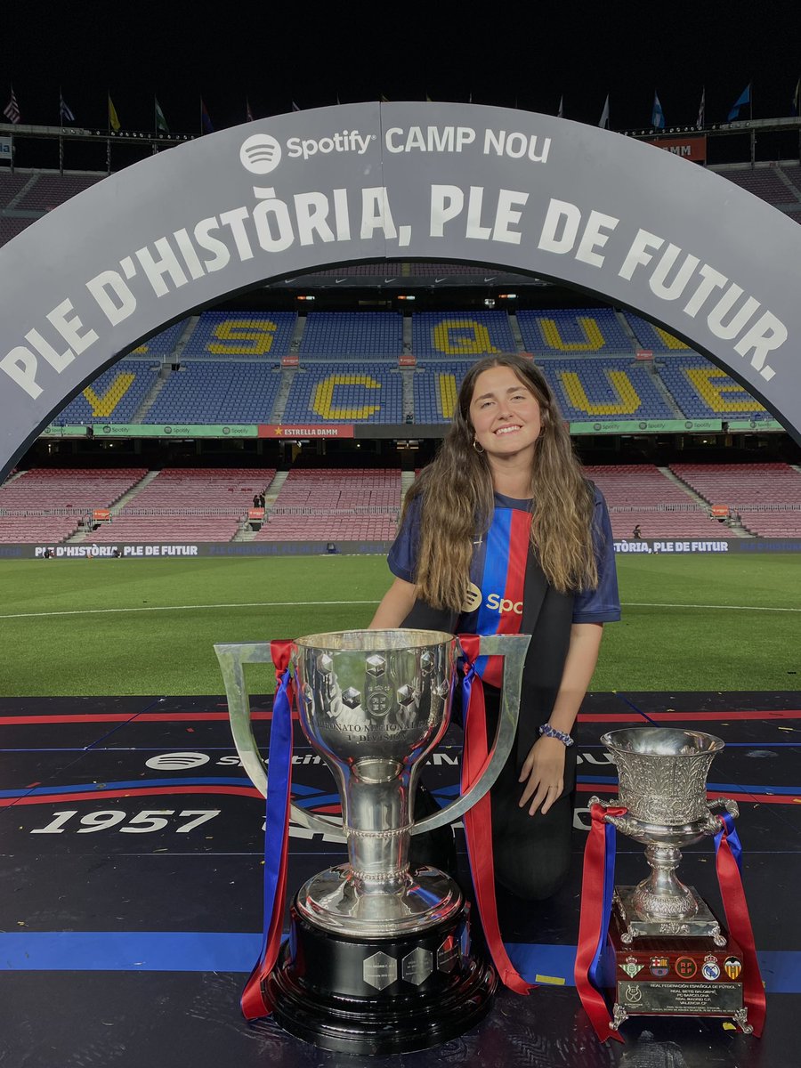 Saraimar17's tweet photo. CAMPIONS 💙❤️ @FCBarcelona_es https://t.co/2M6zQENypY