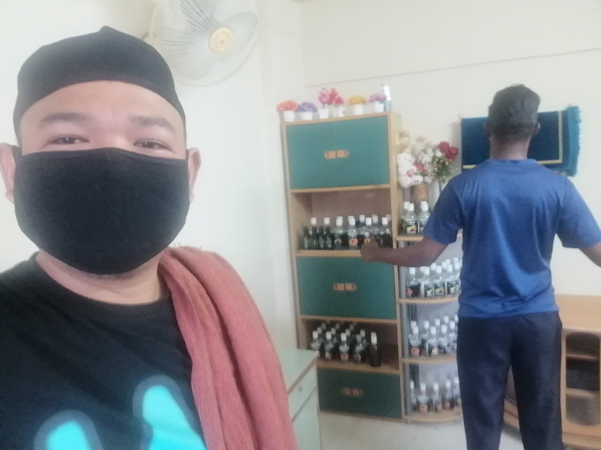 waksahrul188's tweet photo. 🌹PENANG GEORGETOWN 
TQ Bos dtg URUT 
Urut badan lenguh lenguh,letih,penat, lesu, susah tido, sakit badan,buang angin,tuk pelancaran darah&amp;urut batin
☎️ https://t.co/w2Txxilsoq https://t.co/gr26aA4jod