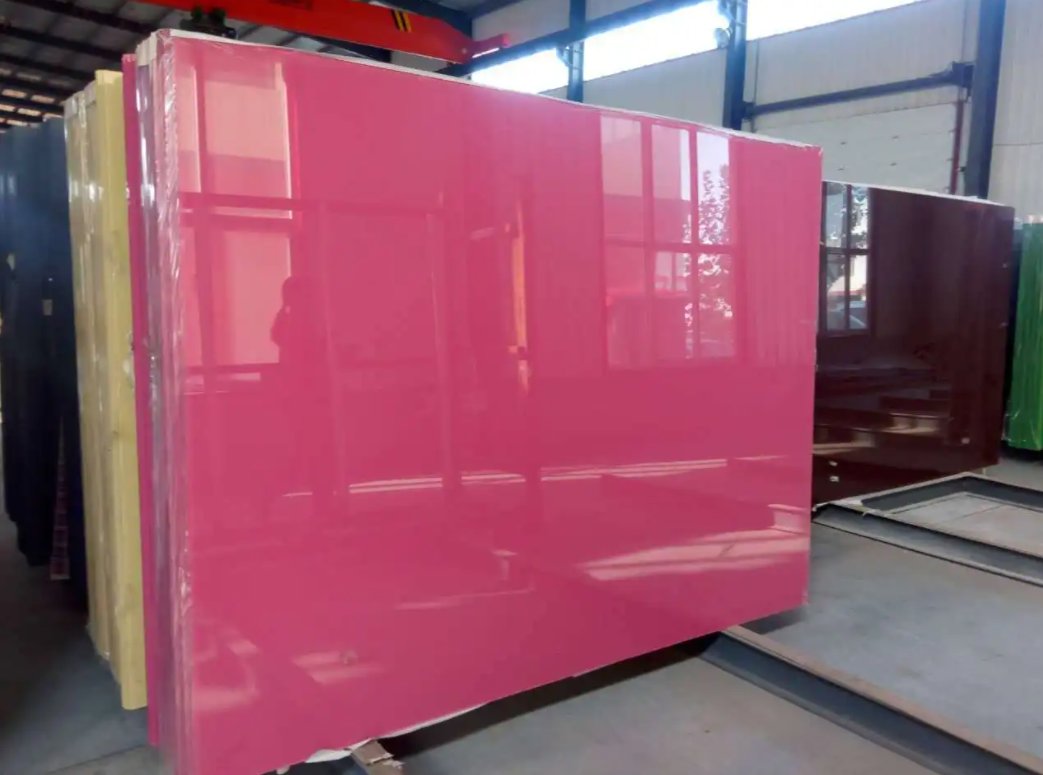 Aunicornglass's tweet photo. Painted tempered glass for coffee and kitchen wall application-Aunicornglass #paintedglass #aunicornglass #glasssplash #kitchenglass #applianceglass #glassindustry #glassfactory #glassproduction #paintingglass #coffeeglass #barglass https://t.co/aMLEoNQEYI