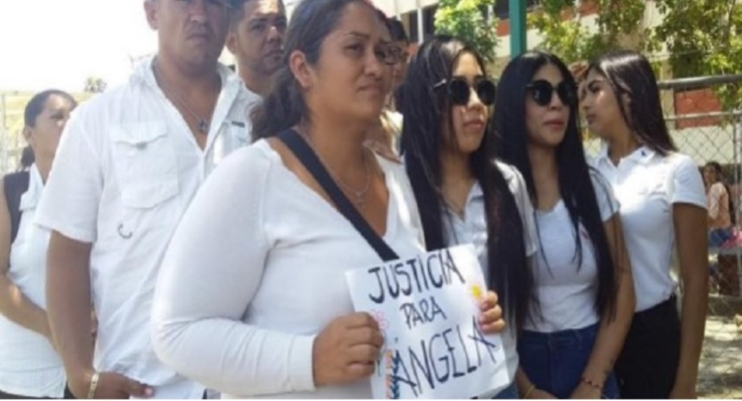 manuelita1504's tweet photo. Sin justicia NO HAY PAZ
De 7 personas acusadas sólo 2 hombres resultaron condenados; ellos APELARON y #Recusaron a la #CorteDeApelaciones
Pedimos #NombramientoDeCorteAccidental
#JusticiaParaÁngelaAguirre
@LourdesSuarezA2
@GladysTSJ
@DefensaMujerVE
@black7810180378 
@yerlisyaguare https://t.co/GpUxEZWGfk
