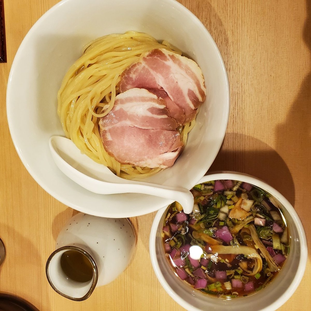 msyktktn's tweet photo. レビューを投稿しました『麺処 かず屋』娘のだっこで病院３軒。腰… https://t.co/Px9hpExXk1 #ramendb #ramen #ラーメン https://t.co/L6bbOHpulP