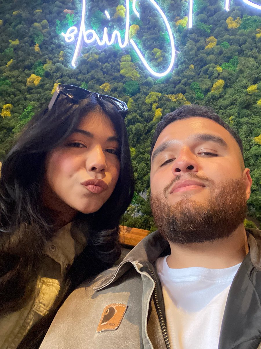 _Female's tweet image. Bb💗