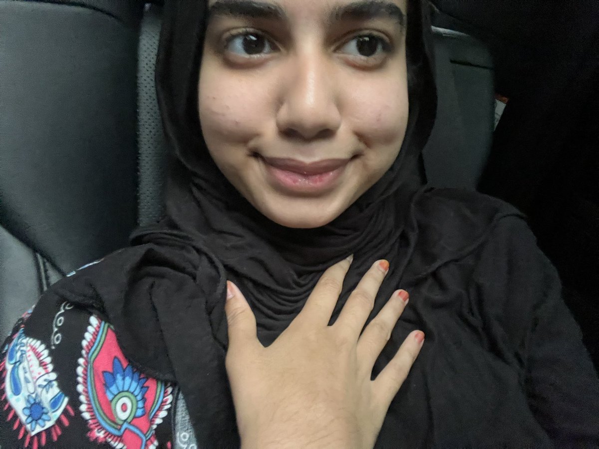 icsmksh's tweet image. EH look we’ve got interesting facts on our  Vice Secretary, Mahani

i often give someone a stare, they find it scary but then i just do it for fun because why not🤣 . I love how i have the best team eva and i’m so in love with the people surrounding me in interact . ✎