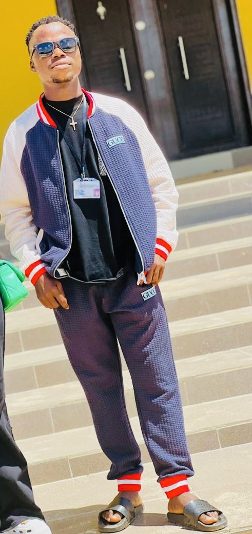 Samson8Young's tweet image. I’m single I don’t know why Dm if are interested I’m me