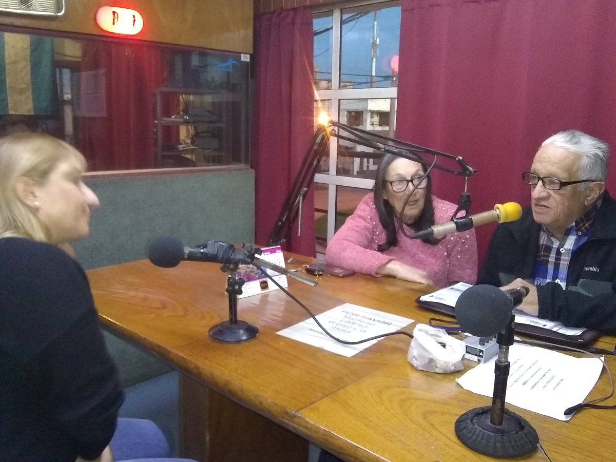 BrizuLalo's tweet photo. #EricaNavarroConcejal
#PartidoModerado
En el programa Organización Vecinal de FM Corazón 95.5
"Votá distinto, se puede cambiar la realidad que vivimos con fé y compromiso" https://t.co/eNIKQMjpsR