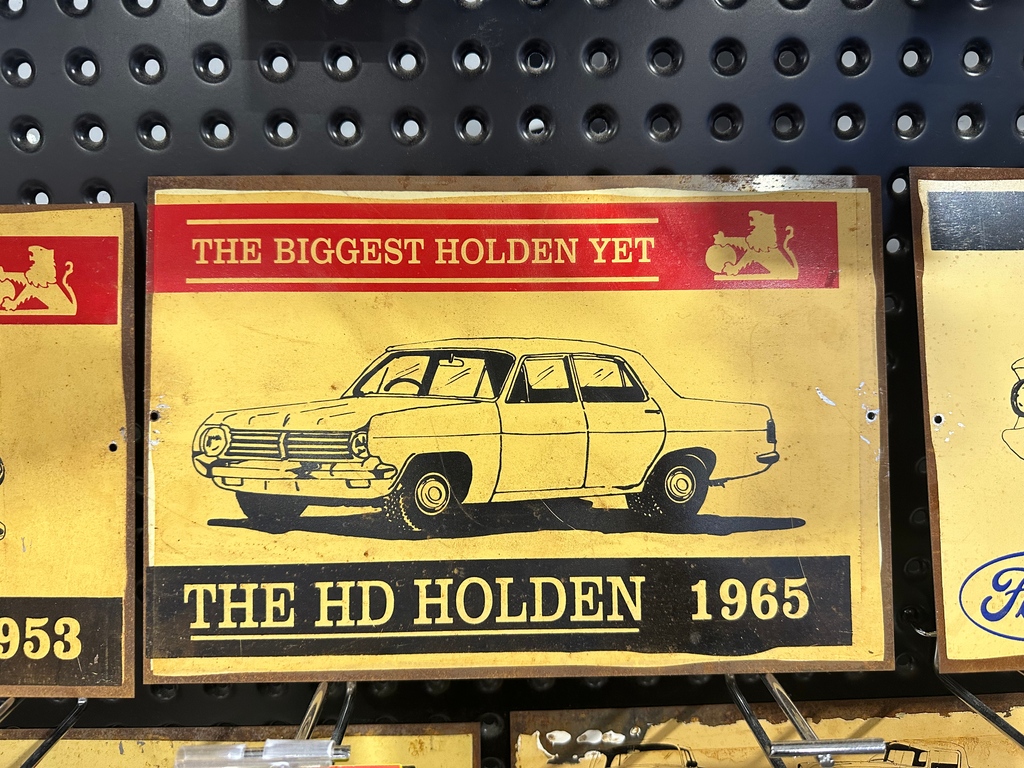 Auto_One_Browns's tweet image. Have you seen the Rustic Signs at the front counter? We've got plenty in stock so come check them out and see if you can spot your ride 👀🔥
#rusticsigns #mancave #aussiecars #bikes #4x4