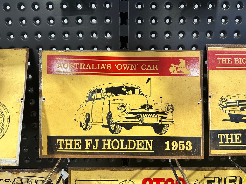 Auto_One_Browns's tweet image. Have you seen the Rustic Signs at the front counter? We've got plenty in stock so come check them out and see if you can spot your ride 👀🔥
#rusticsigns #mancave #aussiecars #bikes #4x4