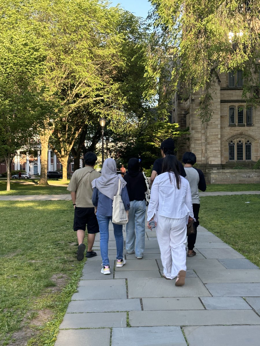 tia on Twitter "day 1 in yale"