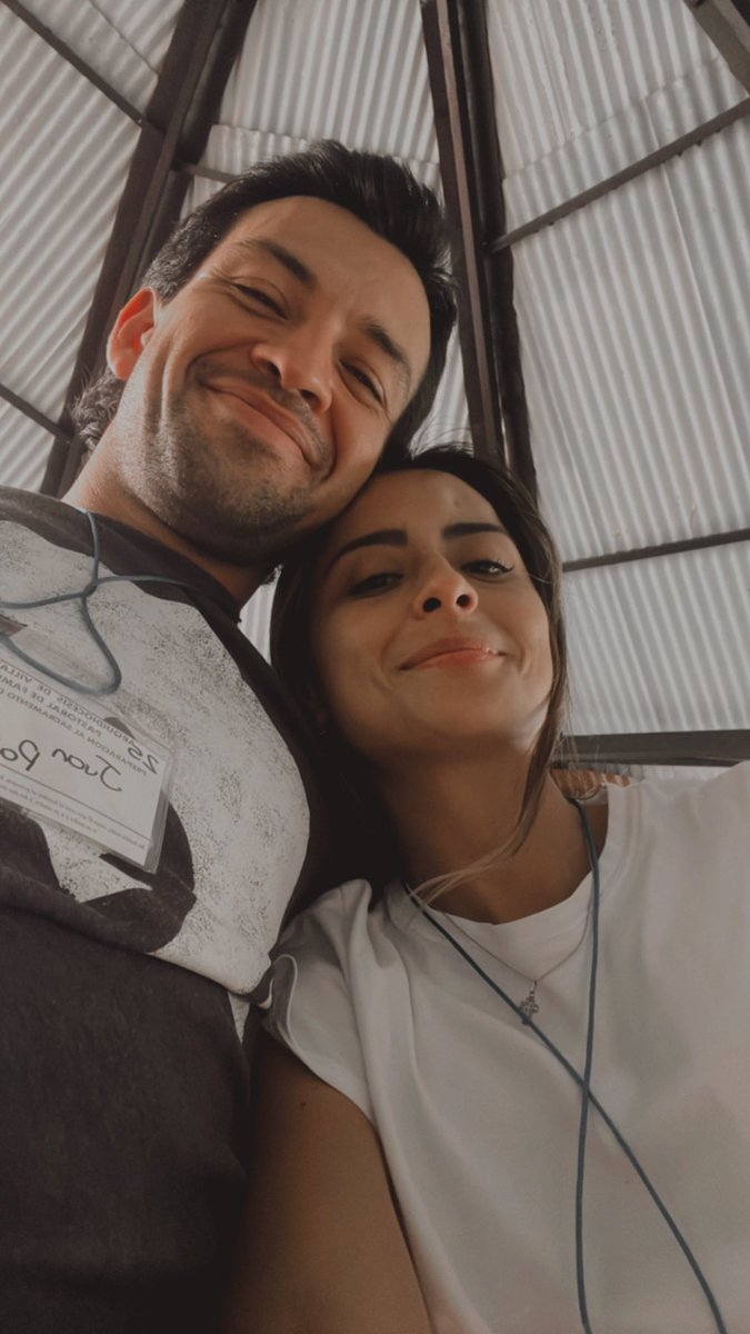 karolinalopezv's tweet photo. D o m i n g o. Listos! 🤍⛪️ https://t.co/2nkuwepXyA