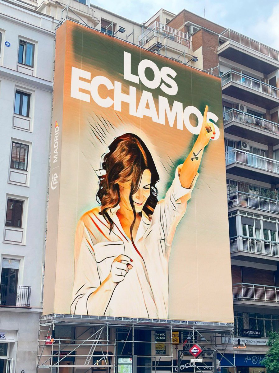 Resumen de elecciones en Comunidad de Madrid:
1- Ayuso saca mayoría absoluta
2- PODEMOS desparece de la política madrileña
3- Alejandra Jacinto deja de estar aforada