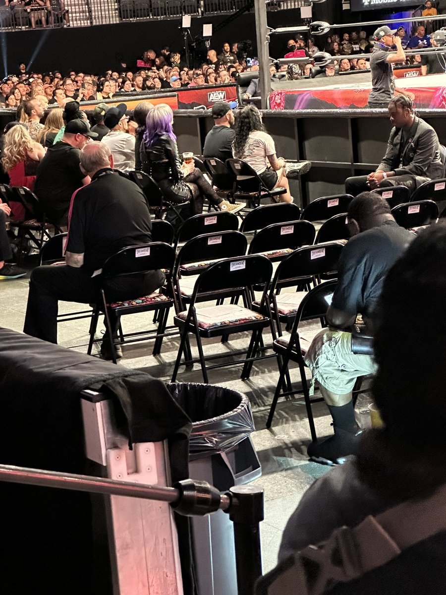 MatthewMullan's tweet photo. @TonyKhan can we get a seat upgrade?? I would love to get an event chair. Would make the event for me https://t.co/2s5zlswoJN