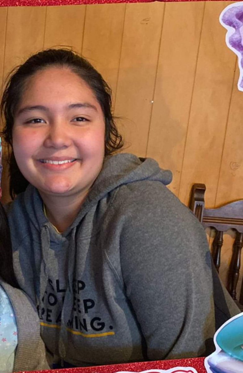 #valdiviacl

 Se busca a Sofía Toledo Alvarez
Edad 15 años
Se escapó de la casa el día de ayer durante la mañana y hasta ahora no se a tenido novedad de ella , se encuentra con tratamiento psiquiátrico cualquier información a <a href="/CarabLosRios/">Carabineros Región de Los Ríos</a>  <a href="/PDI_LosRios/">PDI Los Ríos</a>