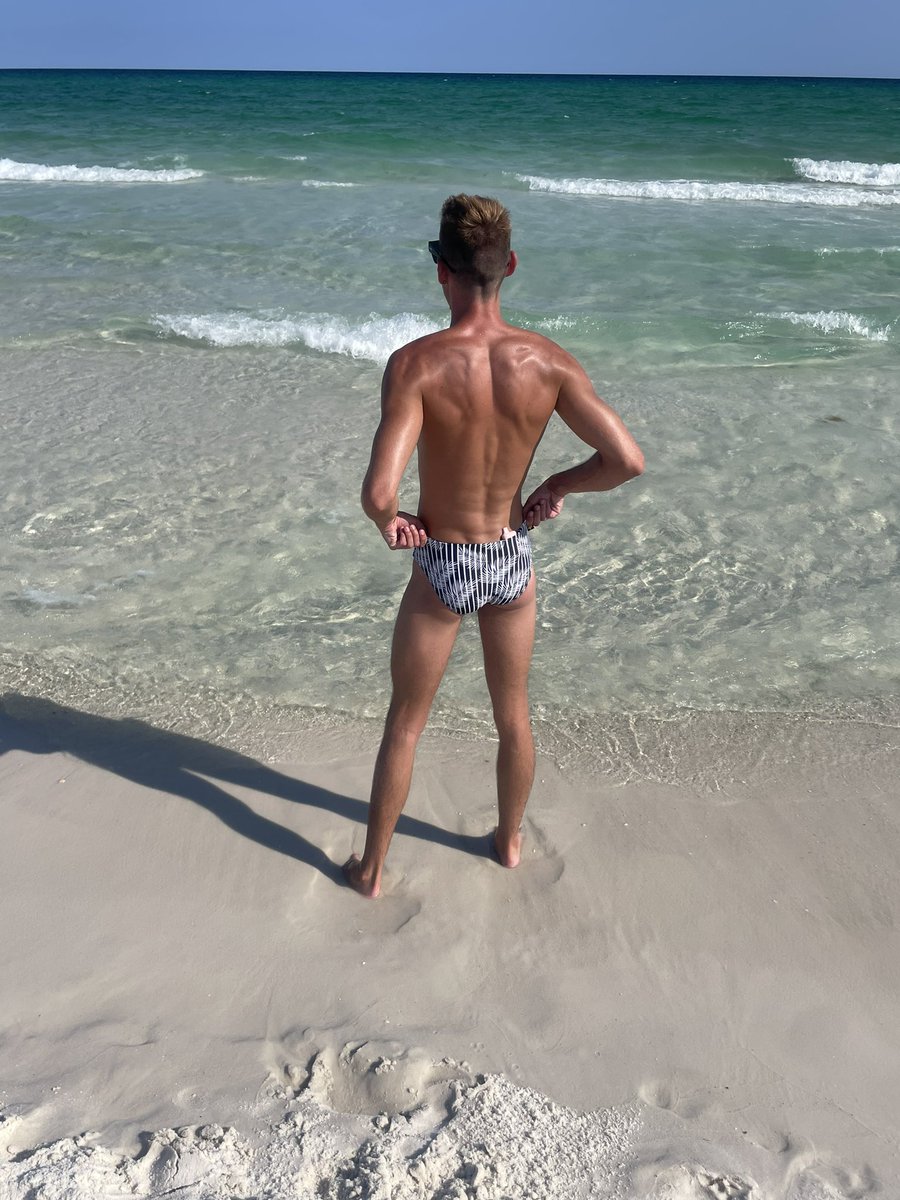 Hotboysummerx69's tweet photo. Pensacola Pride
#gay #pensacola #pensacolapride https://t.co/yPiw4mYJ9z