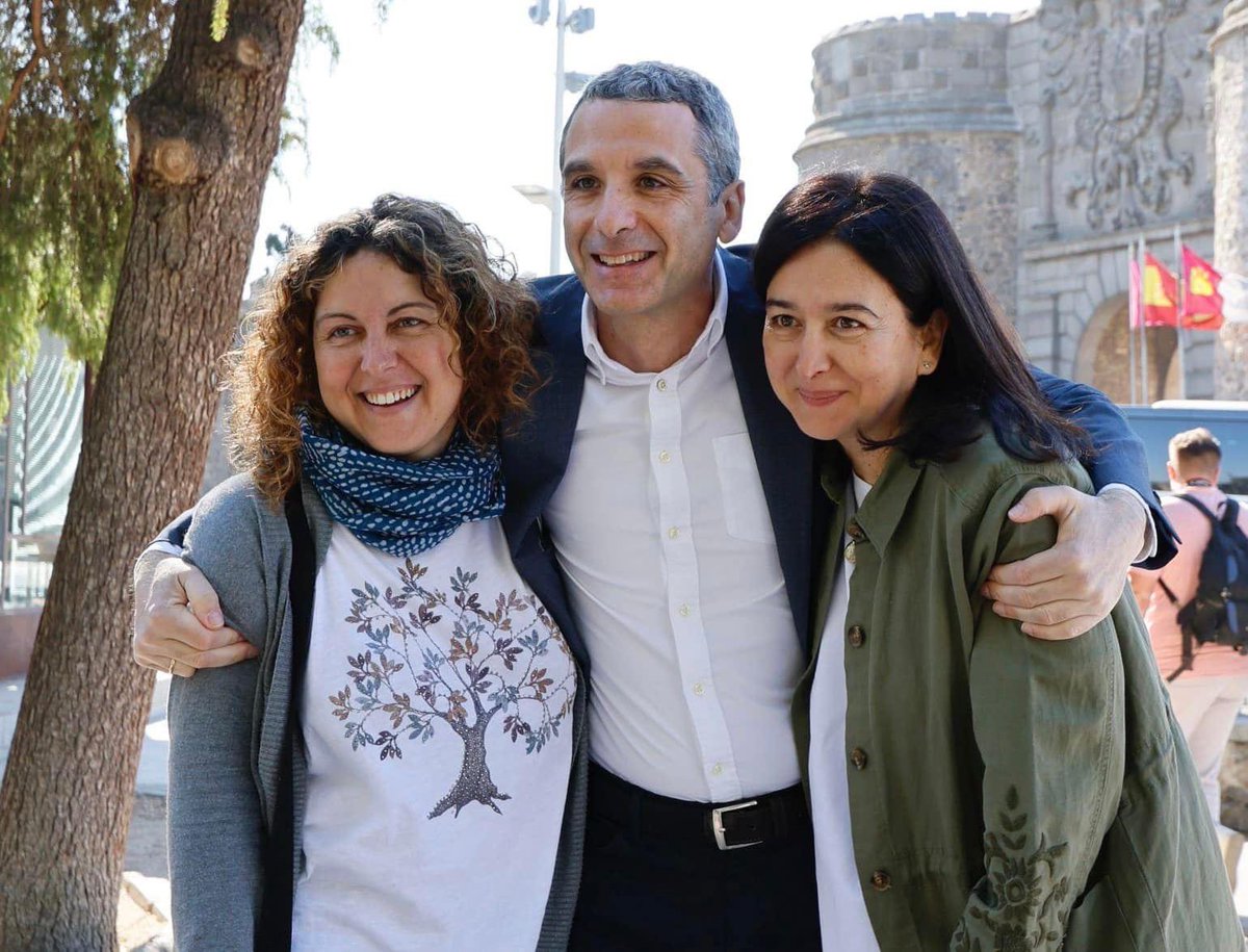 🤍 Gracias, de corazón, por estos 8 años. Ha sido un honor representar a los toledanos y trabajar por una ciudad que merece lo mejor

Gracias, hoy especialmente, a quienes han confiado en nosotros votando a CS y también al equipo que nos ha acompañado. Desde otro lugar,