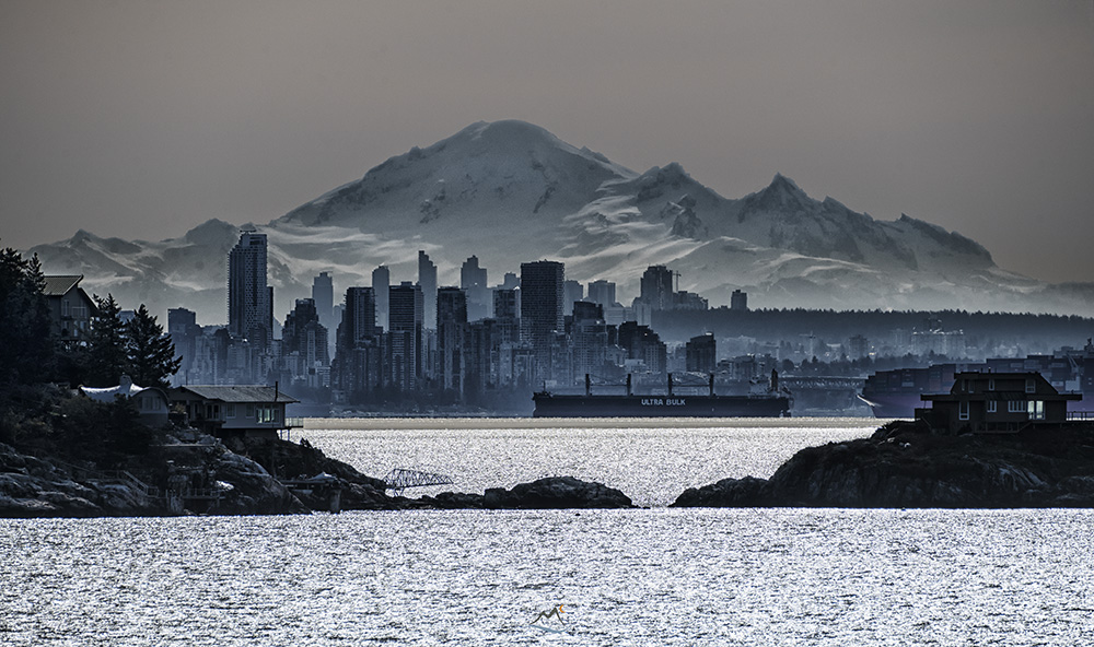 David McColm on Twitter "Mt. Baker looms large over 'Vancouver