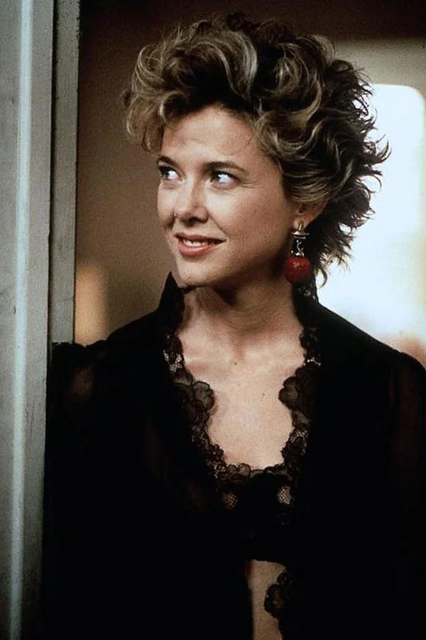 Happy Birthday Annette Bening... 