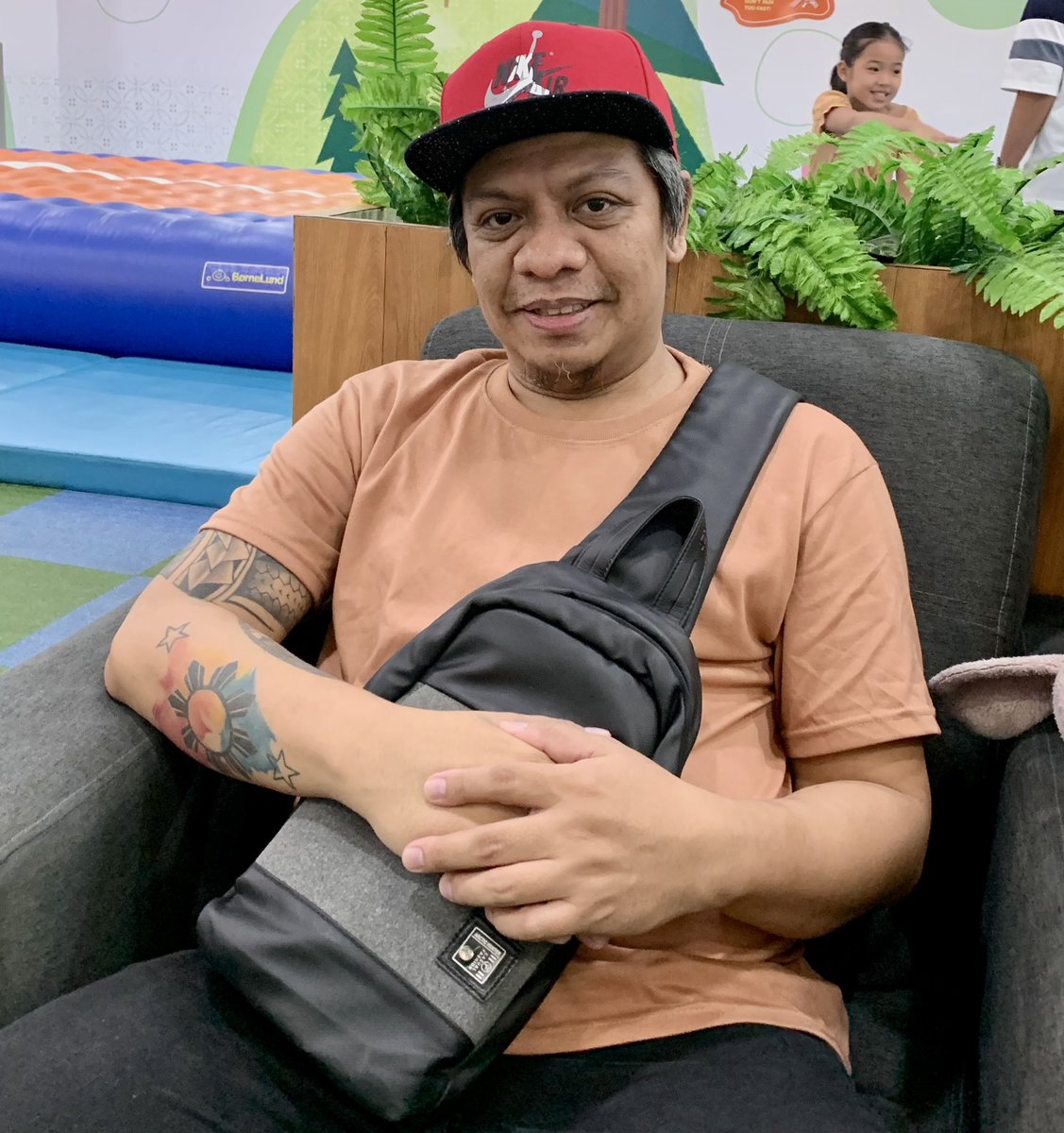 jayemavendan's tweet photo. Buhay pa! Lumalaban pa… https://t.co/cAOCaGcGI7