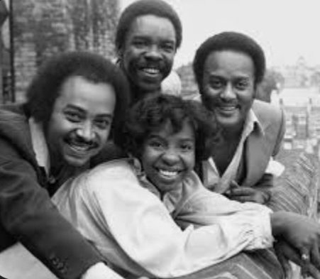 Happy birthday Gladys Knight 