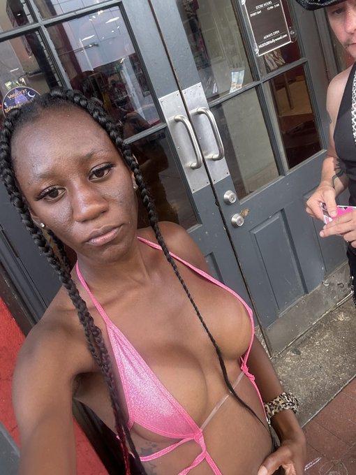 #NewOrleans #weekendfun https://t.co/7jAuaCbhdx<a href="/tag/neworleans"class="tags">#NewOrleans</a><a href="/tag/weekendfun"class="tags">#weekendfun</a>