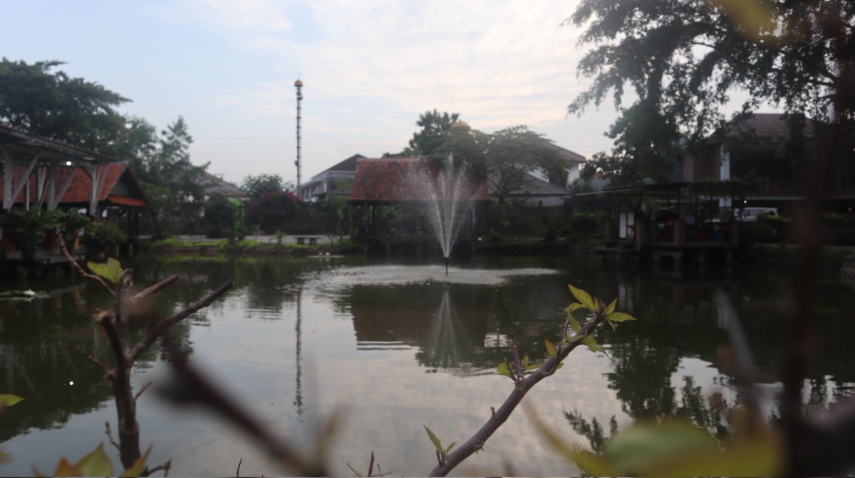 Curug_Sampireun's tweet photo. Curug Sampireun Bandung 🍃🛶

📍Jl. Soekarno Hatta No. 729A, Jatisari, Kec. Buah Batu, Kota Bandung (Curug Sampireun Bandung) 

#rumahmakansunda #curugsampireun #bandung #weddingvenue https://t.co/atjJHpwMut