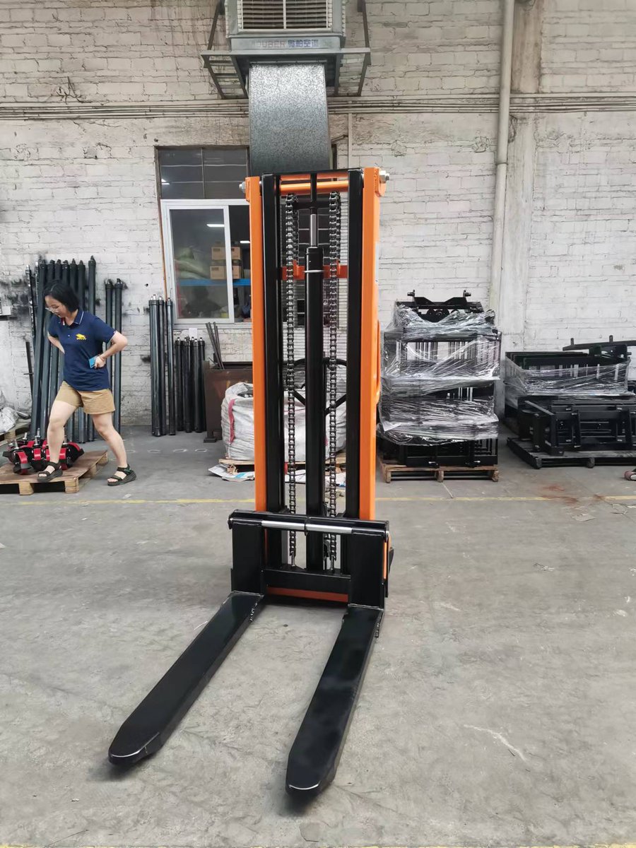 matta_yang's tweet photo. Guangdong Niuli Hydraulic Manual Stacker.

Use the C-type heavy-duty steel to make the frame, supper long protection net, and C-type fork with adjustable, handle like the #HPT.
#manualstacker #handstacker #hydraulicstacker #stacker

WhatsApp: +8613712912086 https://t.co/7AvDR0votU