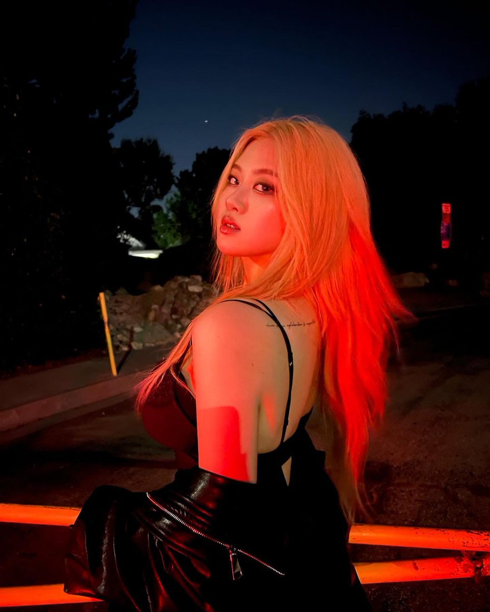 C4MPB3's tweet image. ͏ ͏ ͏ ͏
⠀⠀⠀⠀⠀⠀⠀⠀࿔𝙍𝙀𝘿 m͟𝙖𝙠𝙚𝙨 m̅𝖾
⠀⠀⠀⠀⠀⠀⠀⠀𝙛𝙚𝙚𝙡_ (𝙎𝙋𝘐𝘾𝙔.)