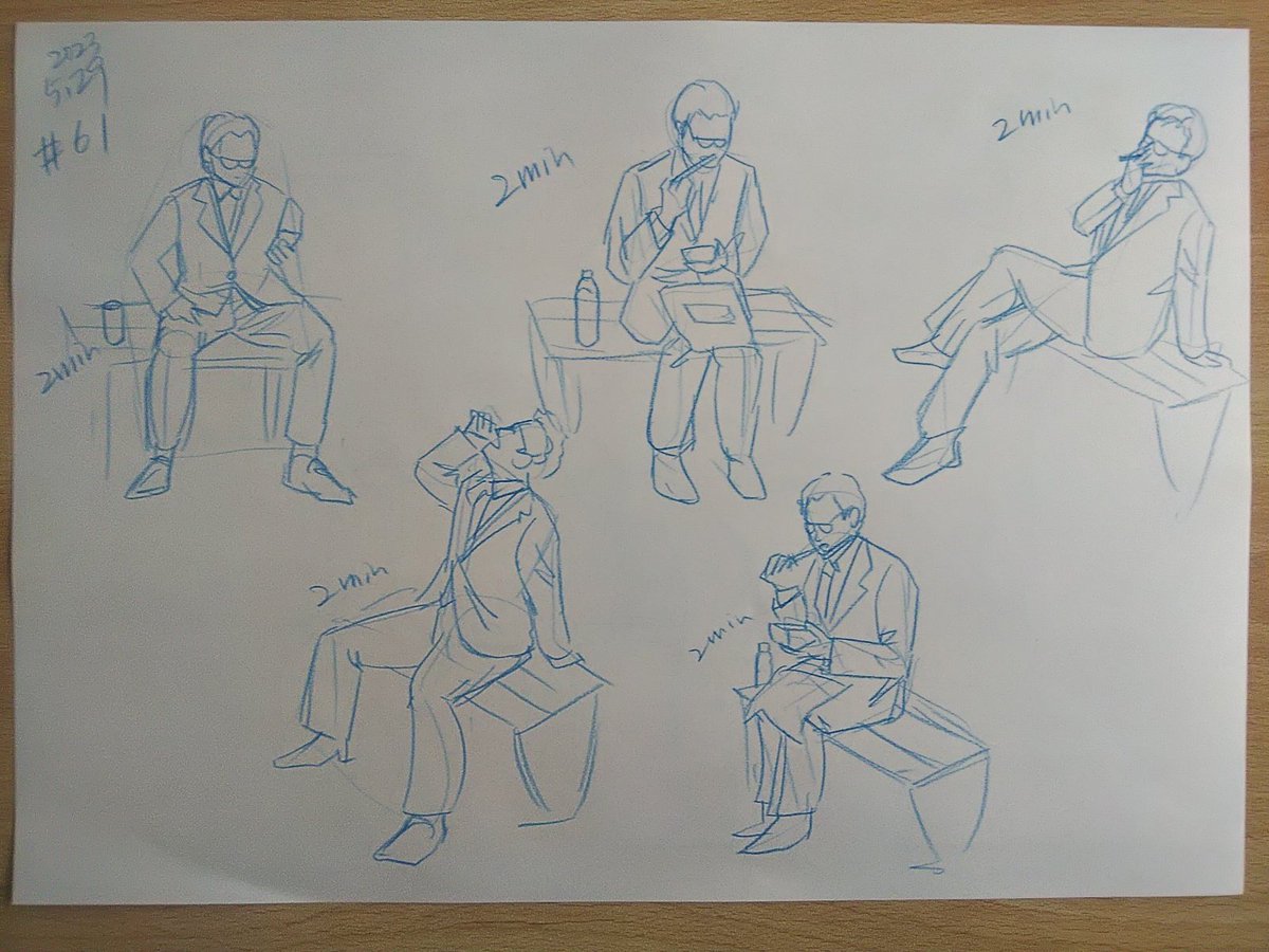 #さとまこクロッキー
#今日のクロッキー

＃60&amp;62
久しぶりのスーツ！
場面を伝えるために入れたい要素が多くで時間足りなかったけど、楽しかった😄。 https://t.co/FJXi58XRz4