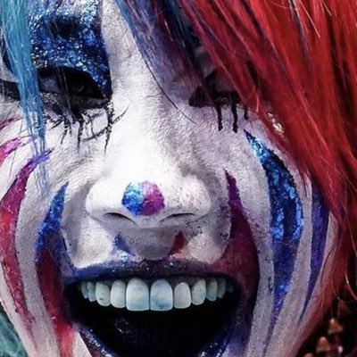 yeahweknowpod's tweet photo. #NewProfilePic https://t.co/KTZPRtDaEo
