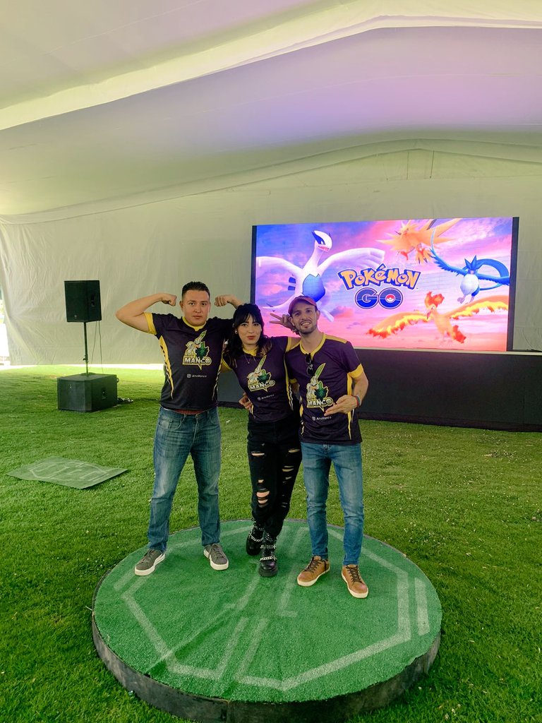 _Obushii's tweet photo. Termino contento mi participación en el clasificatorio de CDMX este fin de semana.
Me divertí mucho, conocí en persona a varios amigos, volví a ver a otros y aunque no califiqué al segundo día, terminé 4to de mi grupo, que es más de lo que esperaba 💙
#PokemonGO #PlayPokemon https://t.co/3gqy4XTZrH