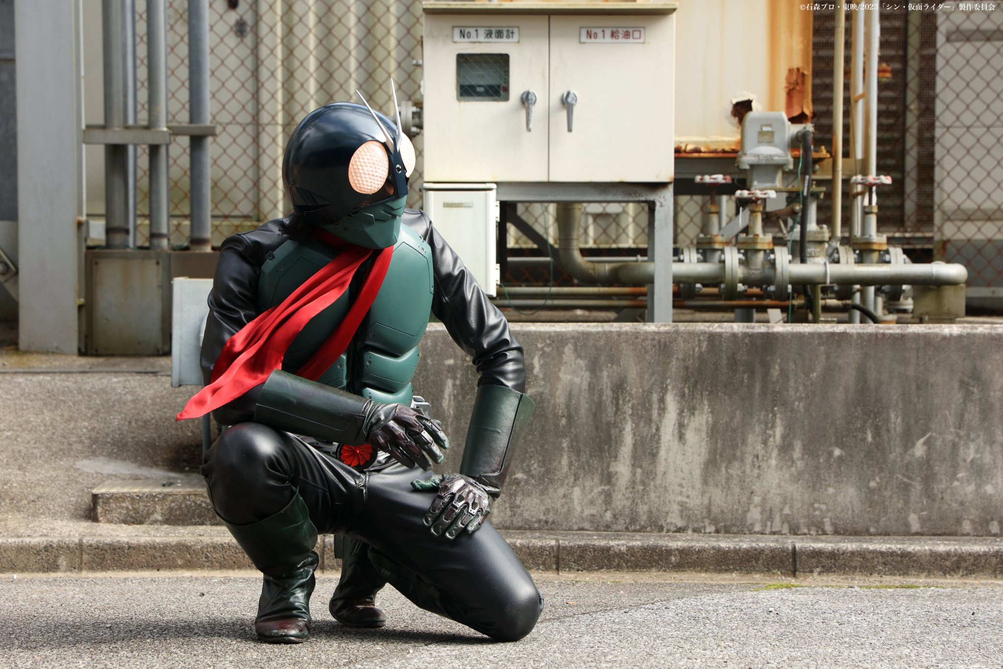 シン仮面ライダーカード 仮面ライダー 池松壮亮 Amazon.co.jp: ・ №49番 本郷猛 池松壮亮 ・かめんライダー