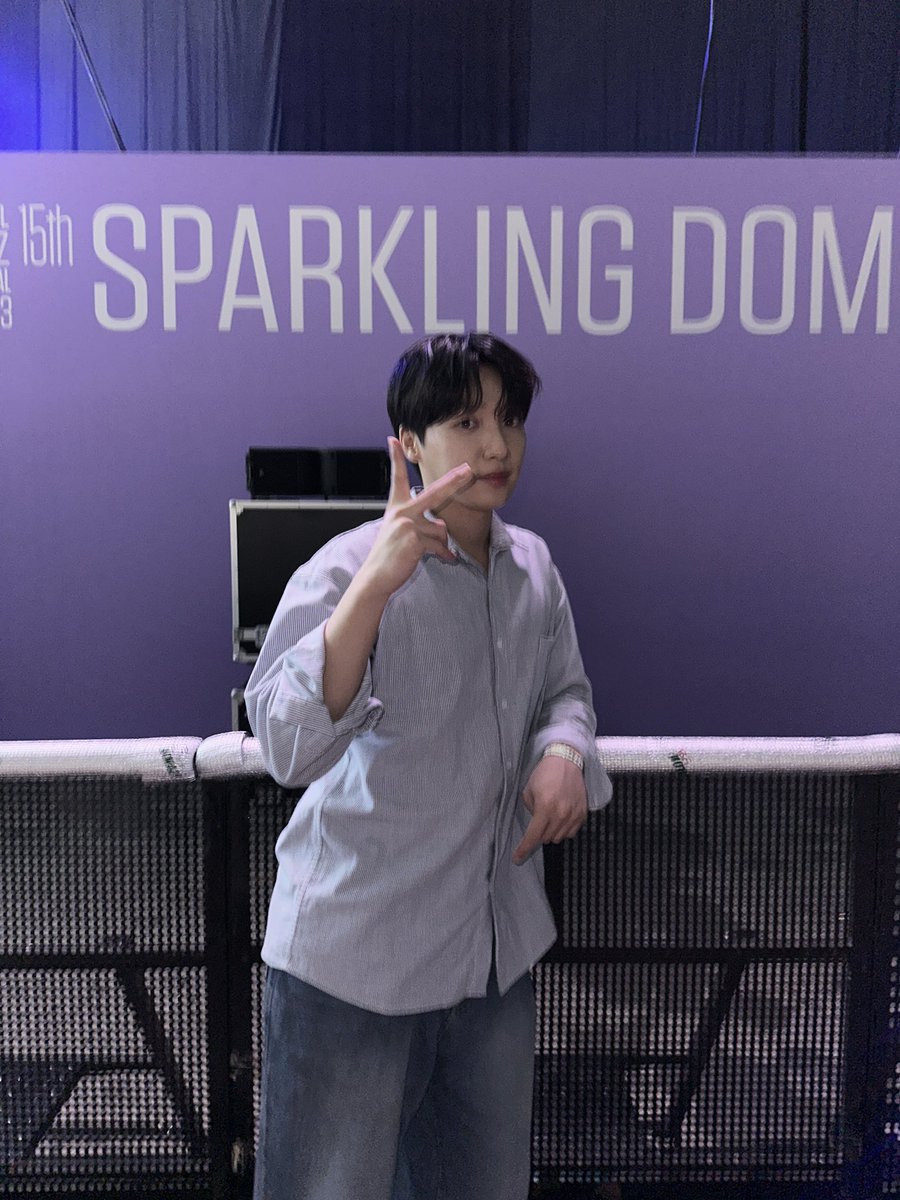 jeongsewoon_twt's tweet image. [#정세운]
세운이의 서재페 즐기기 ☝️🐶

#JEONGSEWOON 
#서울재즈페스티벌 #서재페 #SJF