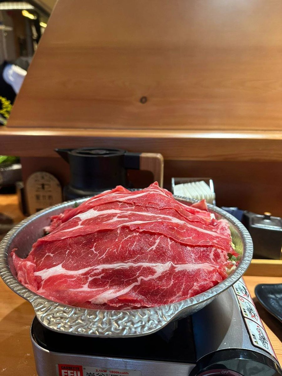 ambuwaf's tweet photo. I'll take you to eat Japanese food when you're here https://t.co/p9kOQUDEmw