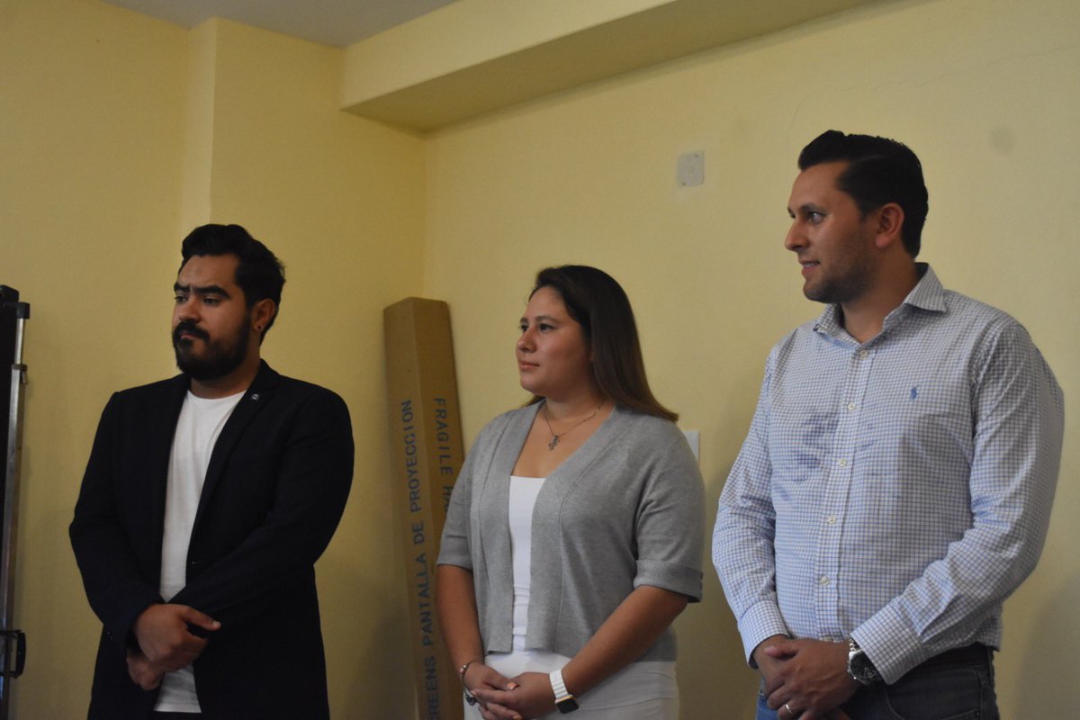 MariferGTO's tweet photo. Me dio mucho gusto acompañar a mi amigo José Carlos Domínguez, en esta charla que compartió con las y los jóvenes de Acción Juvenil Guanajuato Capital 🔥

#𝗦𝗼𝗺𝗼𝘀𝗘𝘀𝗽𝗲𝗿𝗮𝗻𝘇𝗮𝗣𝗿𝗲𝘀𝗲𝗻𝘁𝗲
#𝗔𝗰𝗰𝗶𝗼𝗻𝗝𝘂𝘃𝗲𝗻𝗶𝗹𝗚𝘂𝗮𝗻𝗮𝗷𝘂𝗮𝘁𝗼
#𝗗𝗲💙𝗫𝗚𝗧𝗢 https://t.co/aQx5EL0Uo2