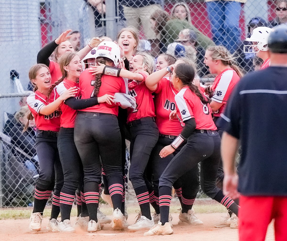 njhssoftball tweet media
