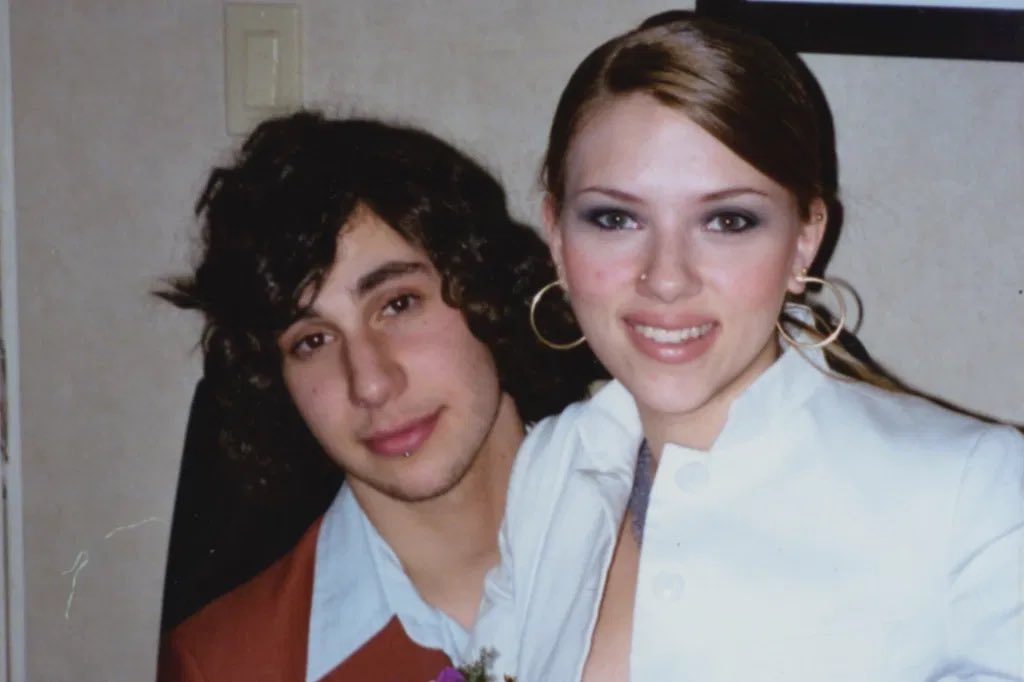 SHUT THE FRONT DOOR SCARJO AND JACK ANTONOFF DATED IN HIGH SCHOOL?!