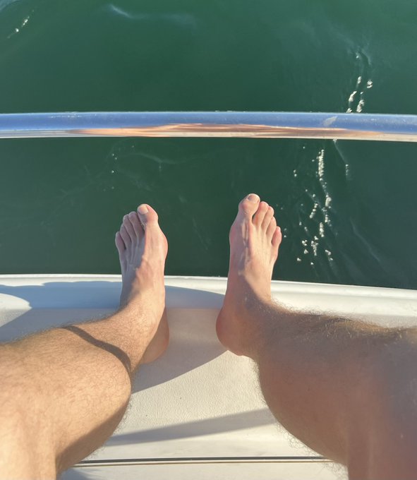 Watch 𝕬𝖓𝖌𝖊𝖑𝖔 𝕾𝖎𝖓 (Miami)'s leaked NSFW photo on TwXstars