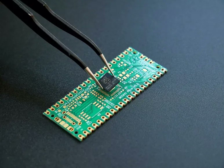 SoonEasyPCB's tweet image. Our commitment to #innovation and continuous improvement means we are always looking for ways to improve our processes and products. That&apos;s why we are the go-to choice for businesses across industries. #pcbmanufacturing buff.ly/3ojNlNJ