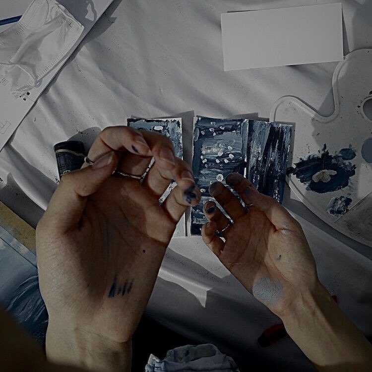 avarixtia's tweet image. ͏

͏ 

                  leandro      sns    update   
                  052923       ╱       10:09
                  Katipunan, Quezon City
 
͏ 

        Since I woke up early, I decided to
        try my luck at painting again. Good
        morning, everyone.  

͏ ͏