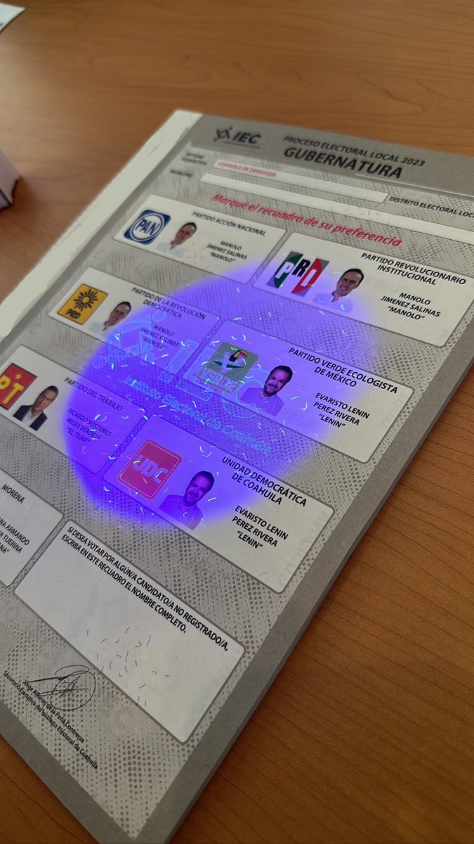 CM_Saltillo's tweet photo. Hoy en nuestra sesión extraordinaria hubo apertura de bodega junto a las representaciones de partidos políticos para revisar las medidas de seguridad de las boletas y actas de los paquetes electorales https://t.co/7O9bVXFOO8
