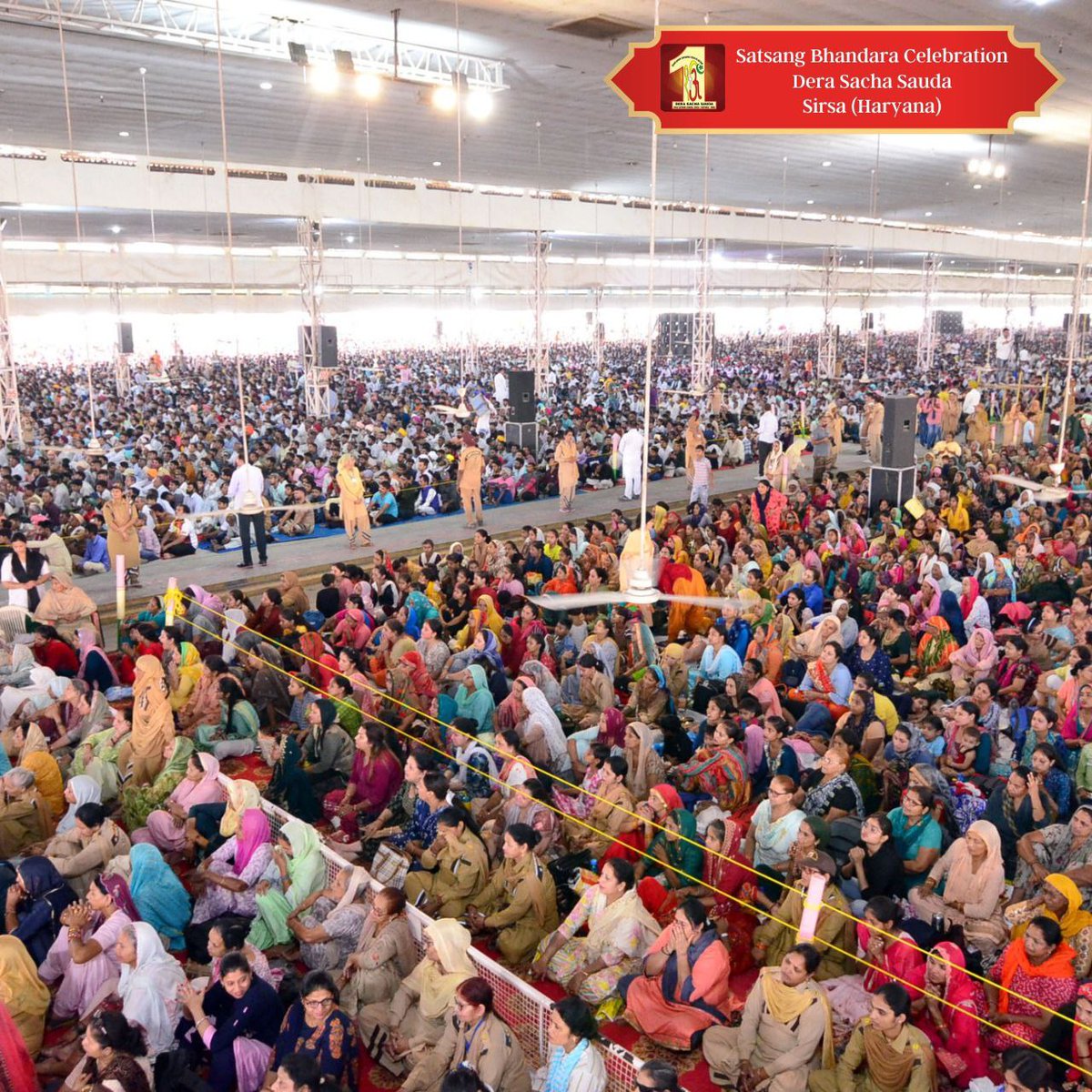 Yesterday, first ever MSG Satsang Bhanadara was celebrated at Dera Sacha Sauda with great zeal & pomp under guidance of Saint Gurmeet Ram Rahim Ji. Devotees from all over the world showcased their utmost devotion & happiness.
#SatsangBhandaraHighlights #GuruPatr