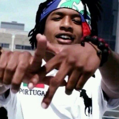 honchohndrxx's tweet image. I’ll give you three rappers Young Pappy, Lil Snupe and LA Capone